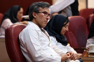 جلسه کمیته مورتالییتی مورخ 22 آبانماه سال جاری در مرکز قلب و عروق شهید رجایی: عکس شماره 1 / 5